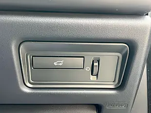 Used 2013 Land Rover Range Rover Evoque Dynamic Orkney Grey - Interior and Exterior details 19