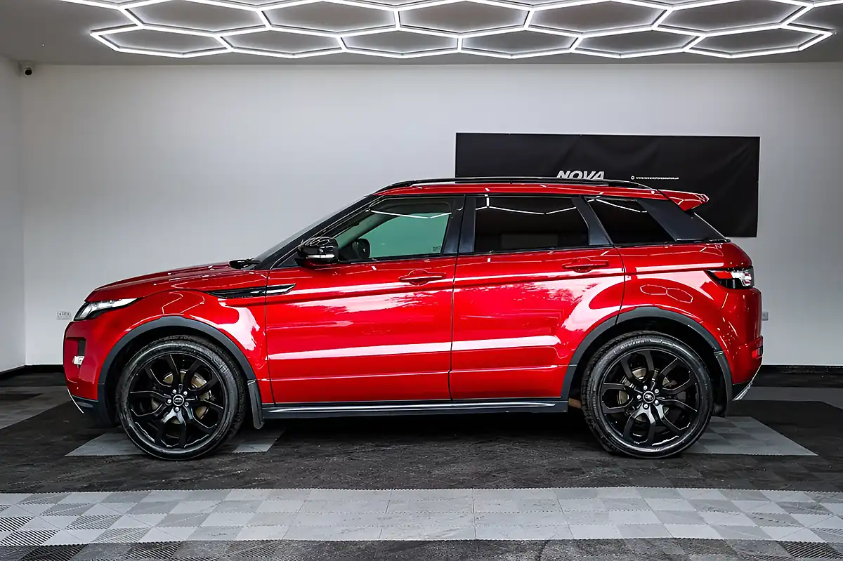 Used 2013 Land Rover Range Rover Evoque Dynamic Red - Interior and Exterior details 5