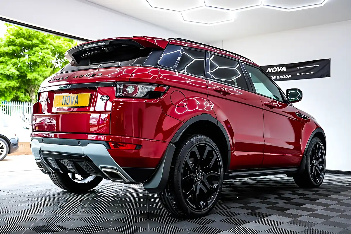 Used 2013 Land Rover Range Rover Evoque Dynamic Red - Interior and Exterior details 9