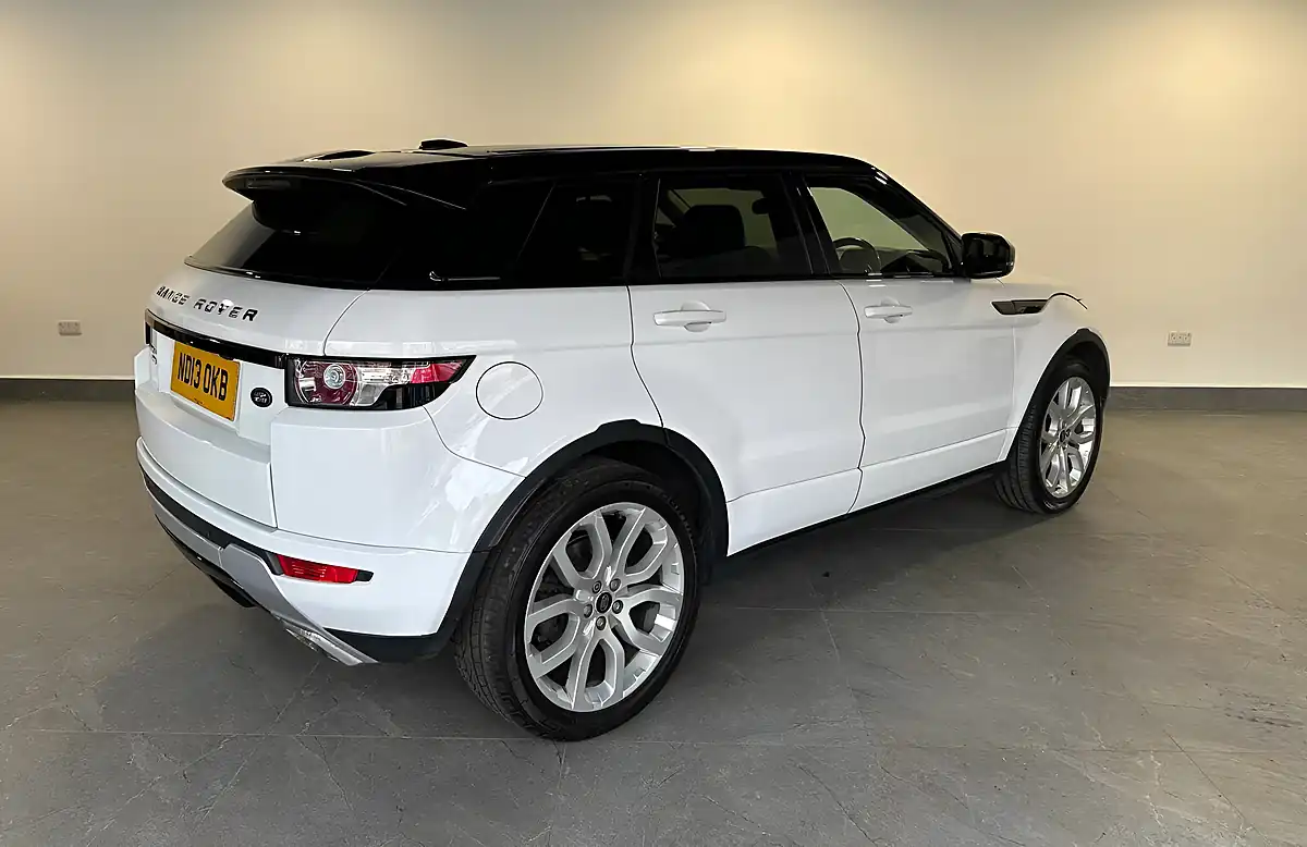 Used 2013 Land Rover Range Rover Evoque Dynamic White - Interior and Exterior details 3