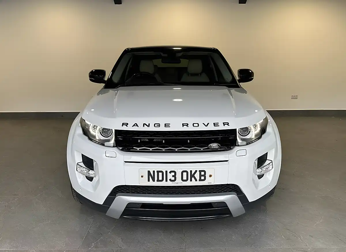 Used 2013 Land Rover Range Rover Evoque Dynamic White - Interior and Exterior details 8