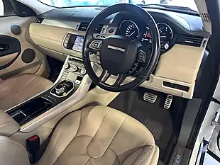 Used 2013 Land Rover Range Rover Evoque Dynamic White - Interior and Exterior details 9