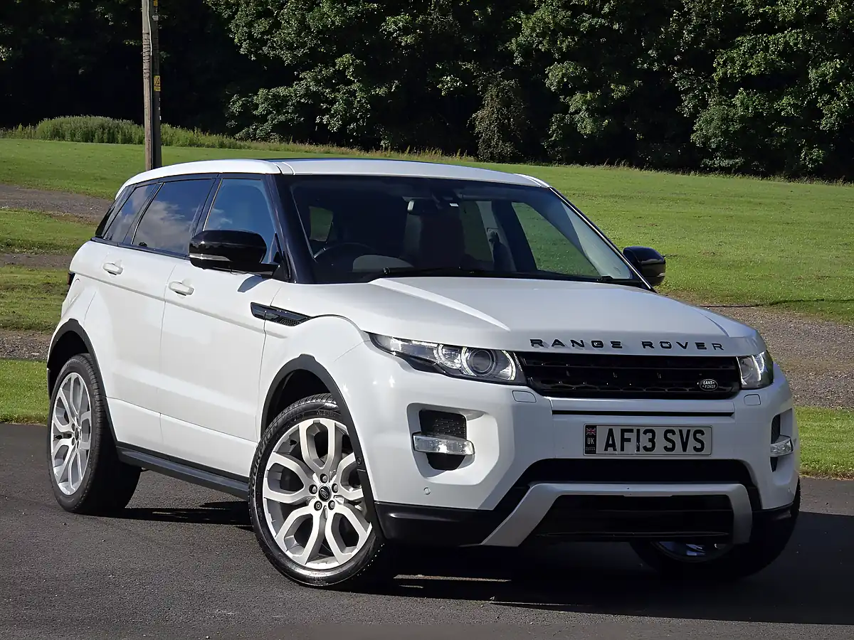 Used 2013 Land Rover Range Rover Evoque Dynamic White - Front View