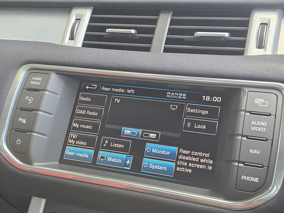 Used 2013 Land Rover Range Rover Evoque Dynamic White - Interior and Exterior details 15