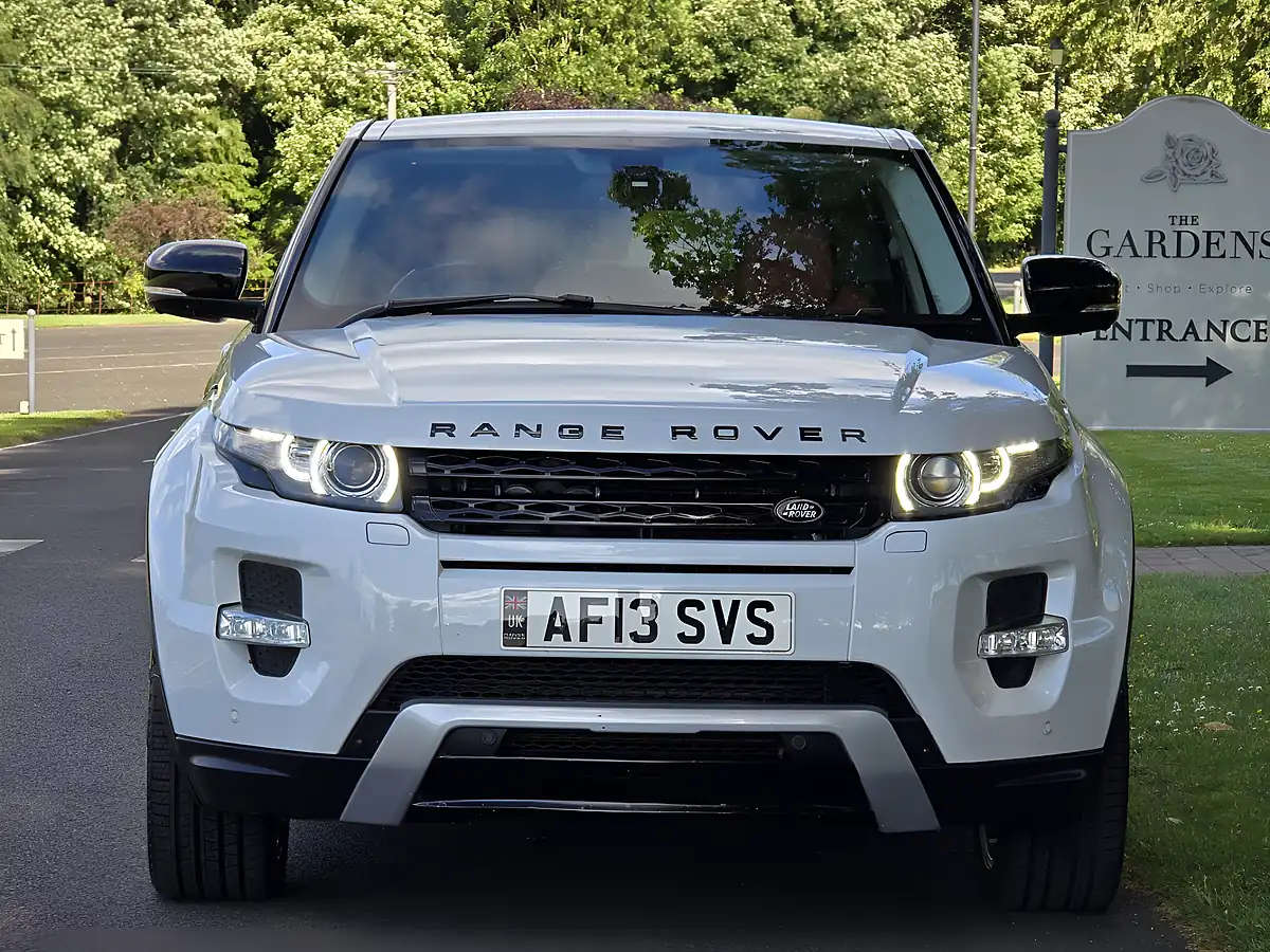 Used 2013 Land Rover Range Rover Evoque Dynamic White - Interior and Exterior details 4