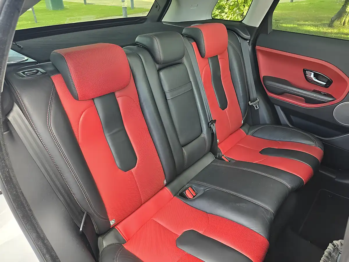 Used 2013 Land Rover Range Rover Evoque Dynamic White - Interior and Exterior details 9
