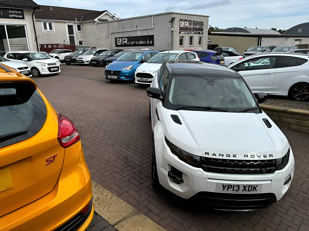 Used 2013 Land Rover Range Rover Evoque Dynamic White - Interior and Exterior details 10