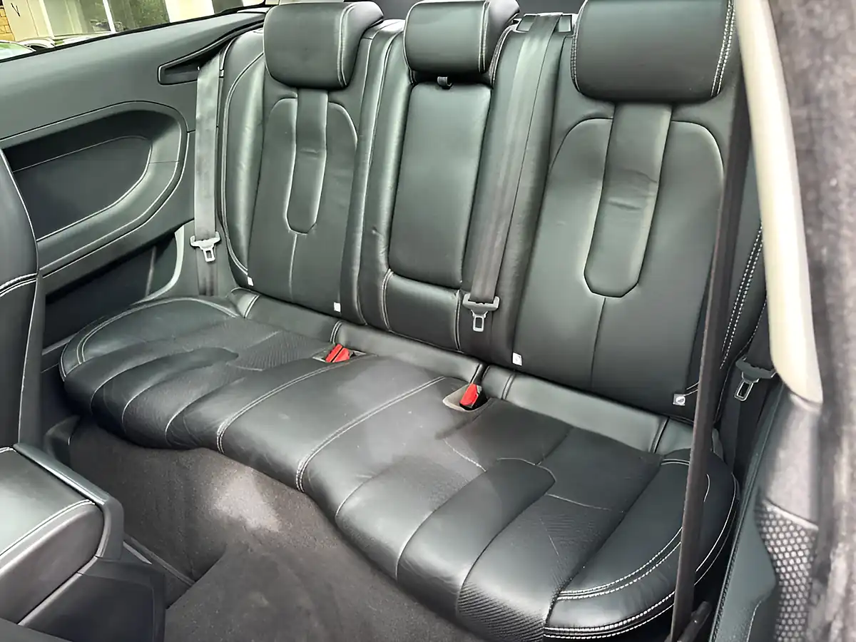 Used 2013 Land Rover Range Rover Evoque Dynamic White - Interior and Exterior details 12