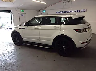 Used 2013 Land Rover Range Rover Evoque Dynamic White - Interior and Exterior details 6