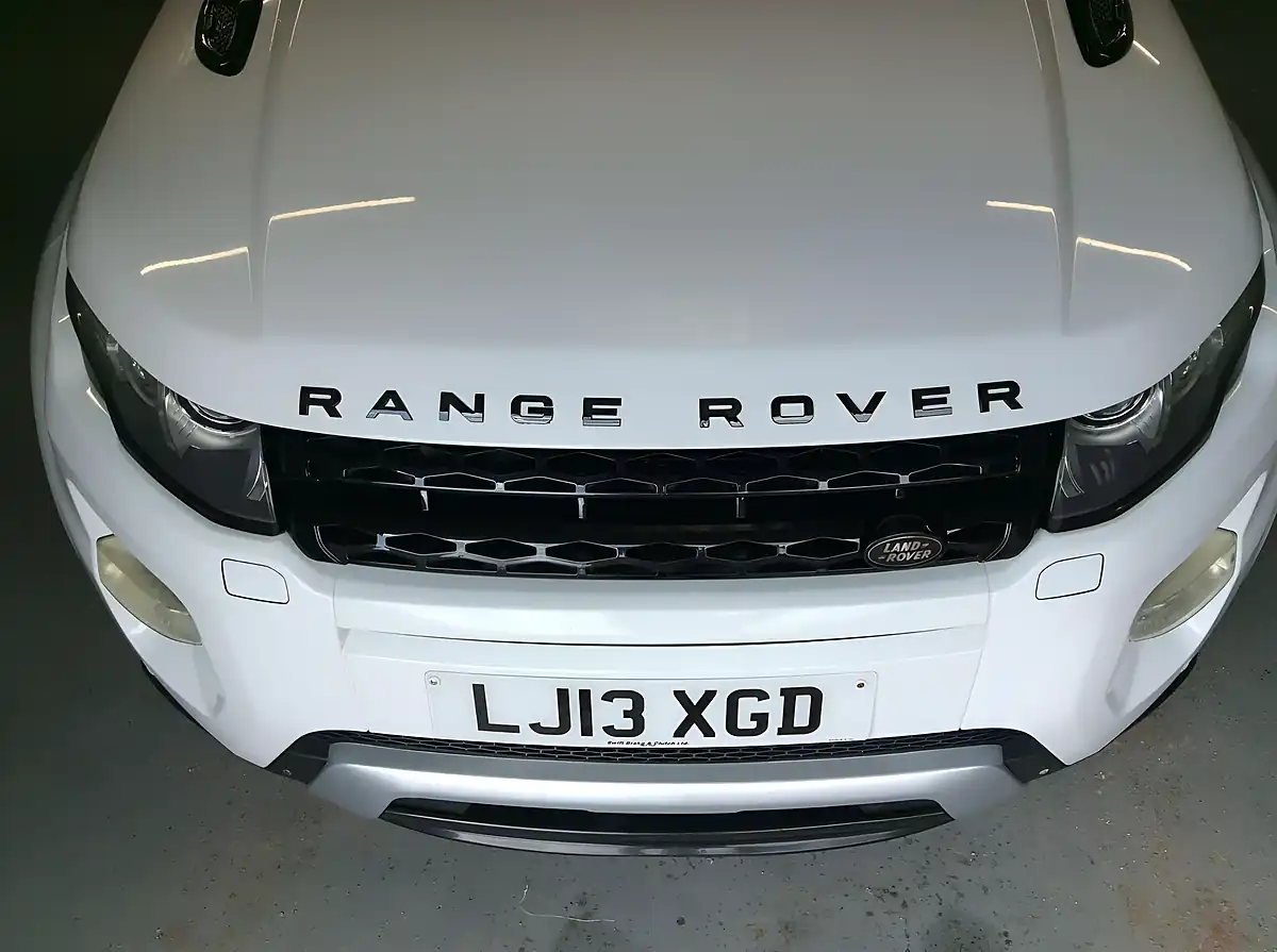 Used 2013 Land Rover Range Rover Evoque Dynamic White - Interior and Exterior details 9