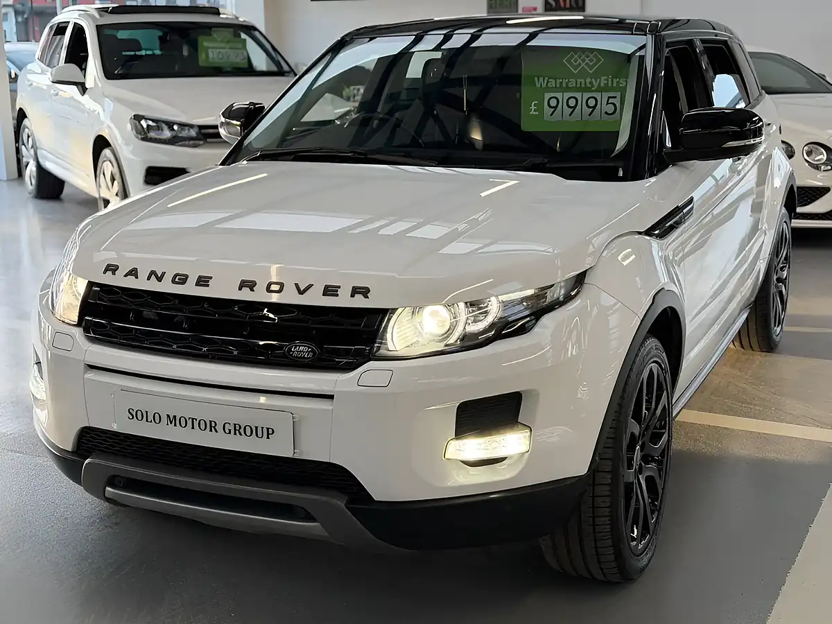 Used 2013 Land Rover Range Rover Evoque Dynamic White - Front View
