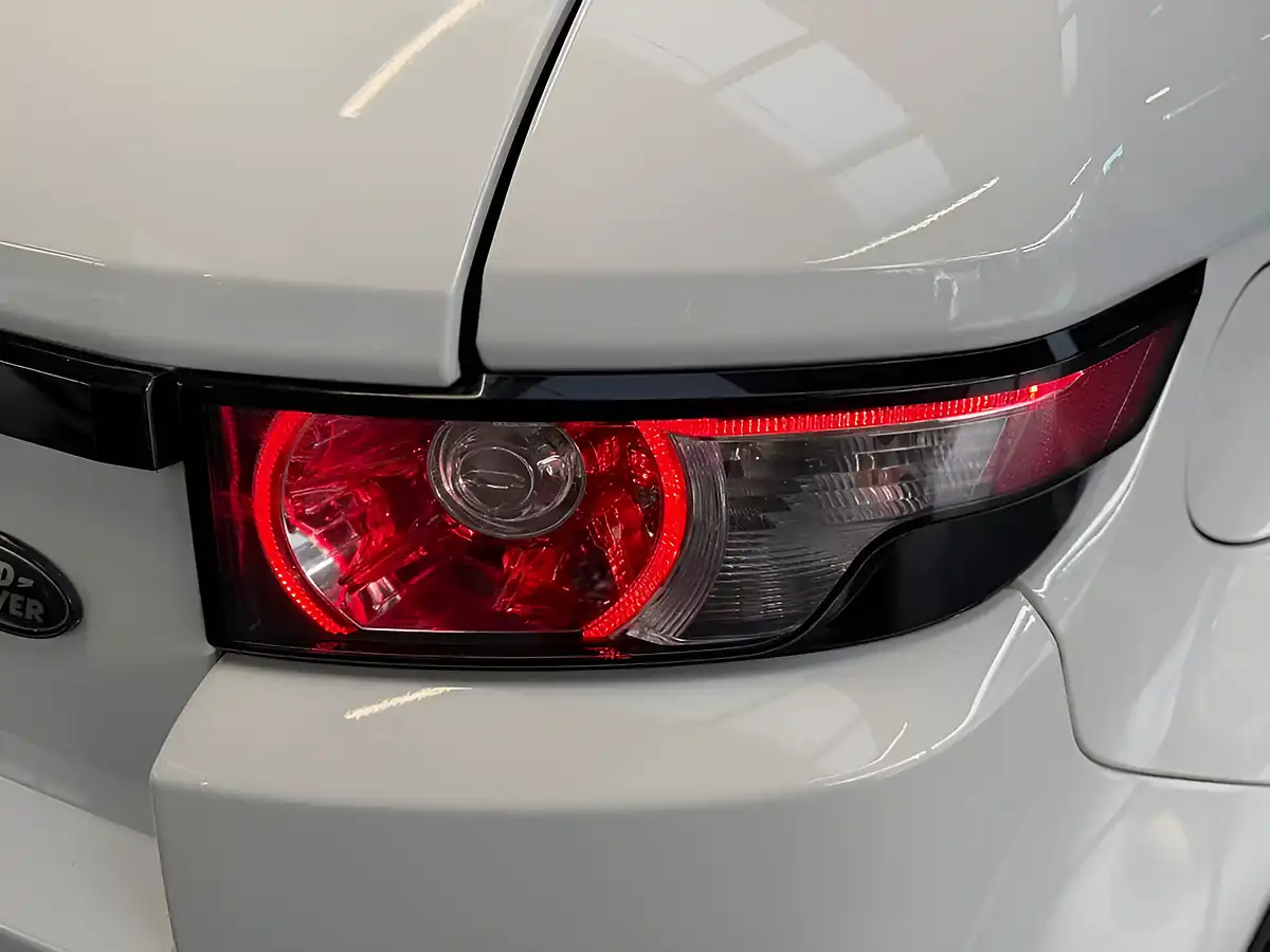 Used 2013 Land Rover Range Rover Evoque Dynamic White - Interior and Exterior details 18