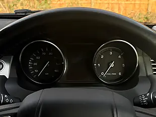 Used 2013 Land Rover Range Rover Evoque Dynamic White - Interior and Exterior details 12