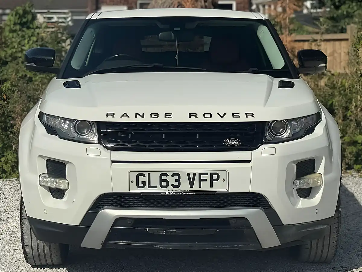 Used 2013 Land Rover Range Rover Evoque Dynamic White - Interior and Exterior details 5