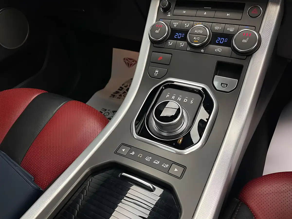 Used 2013 Land Rover Range Rover Evoque Dynamic White - Interior and Exterior details 13