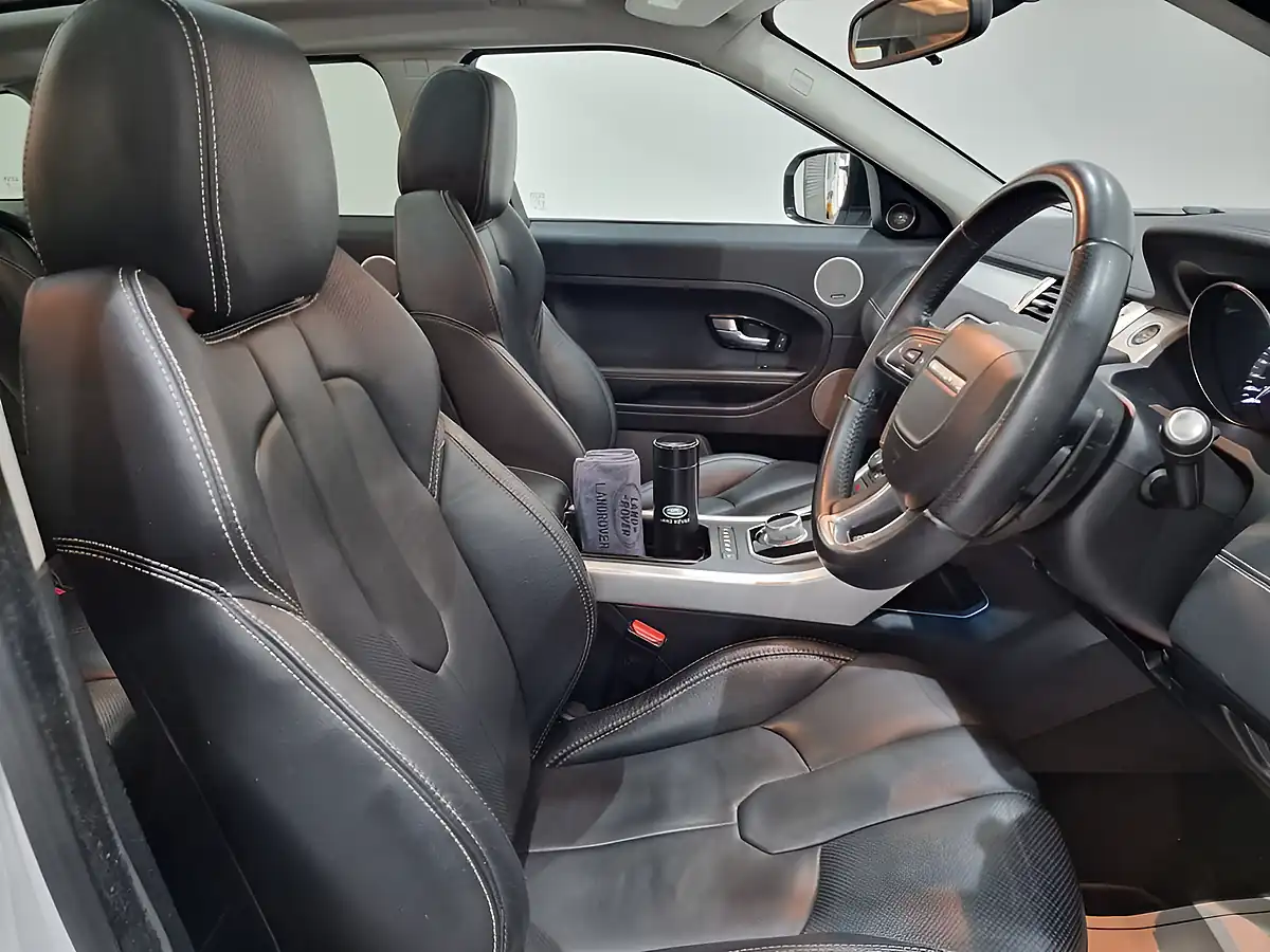 Used 2013 Land Rover Range Rover Evoque Dynamic White - Interior and Exterior details 10