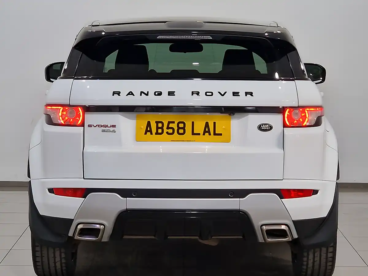 Used 2013 Land Rover Range Rover Evoque Dynamic White - Interior and Exterior details 5