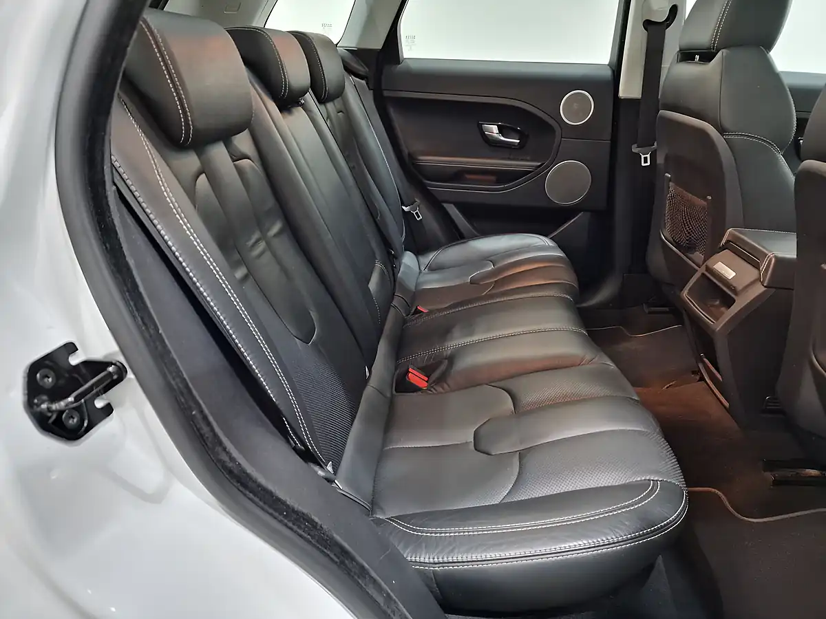 Used 2013 Land Rover Range Rover Evoque Dynamic White - Interior and Exterior details 14