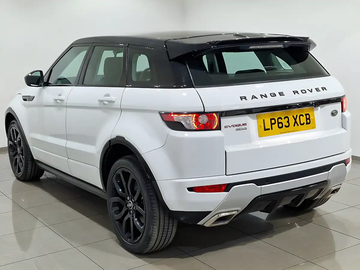 Used 2013 Land Rover Range Rover Evoque Dynamic White - Interior and Exterior details 4