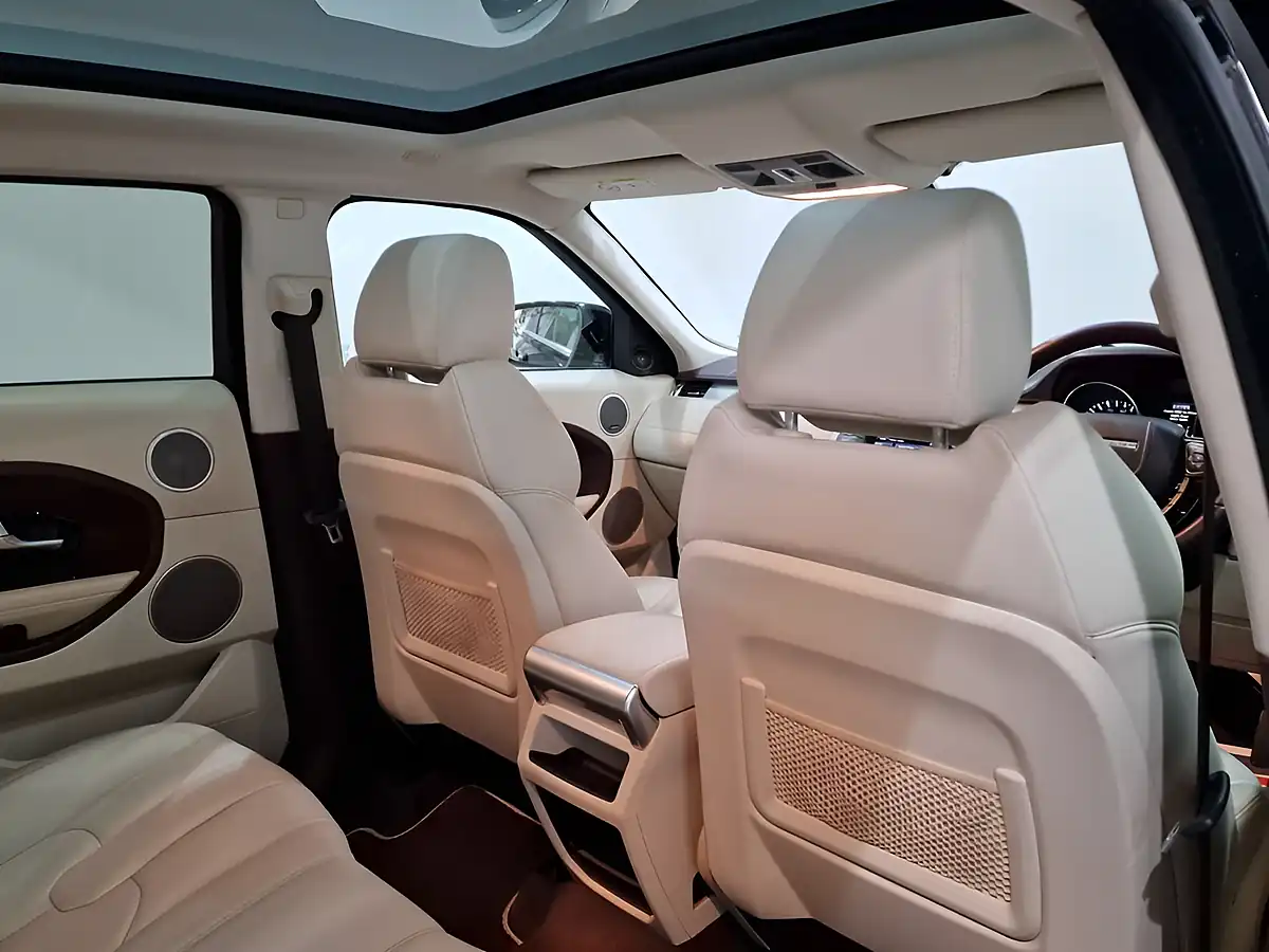 Used 2013 Land Rover Range Rover Evoque Prestige Barolo Black - Interior and Exterior details 15
