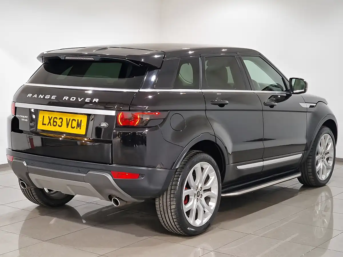 Used 2013 Land Rover Range Rover Evoque Prestige Barolo Black - Interior and Exterior details 6