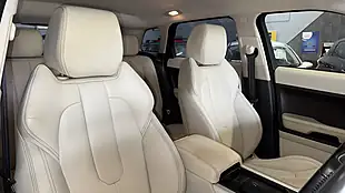 Used 2013 Land Rover Range Rover Evoque Prestige Black - Interior and Exterior details 12