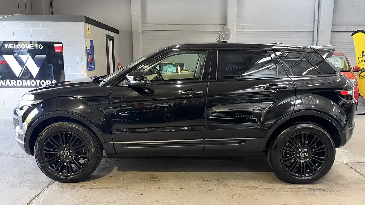 Used 2013 Land Rover Range Rover Evoque Prestige Black - Interior and Exterior details 2
