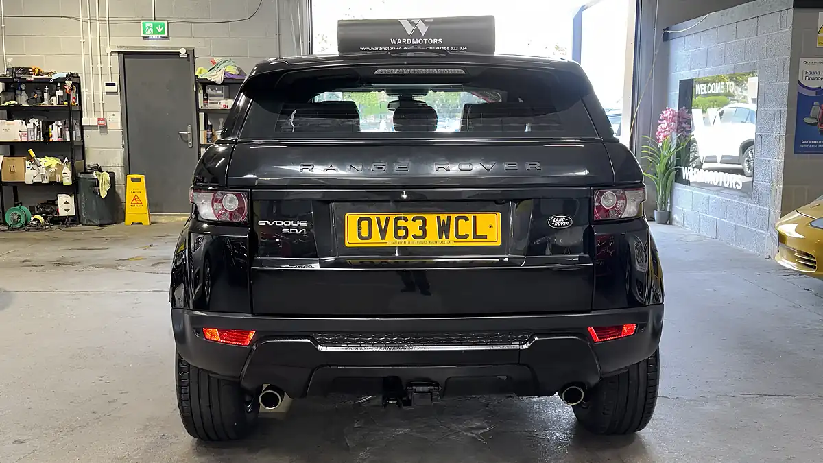Used 2013 Land Rover Range Rover Evoque Prestige Black - Interior and Exterior details 6