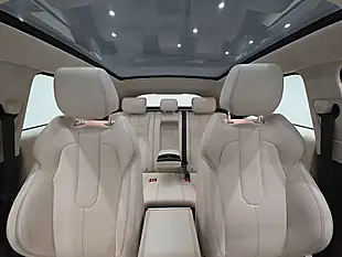 Used 2013 Land Rover Range Rover Evoque Prestige Black - Interior and Exterior details 10