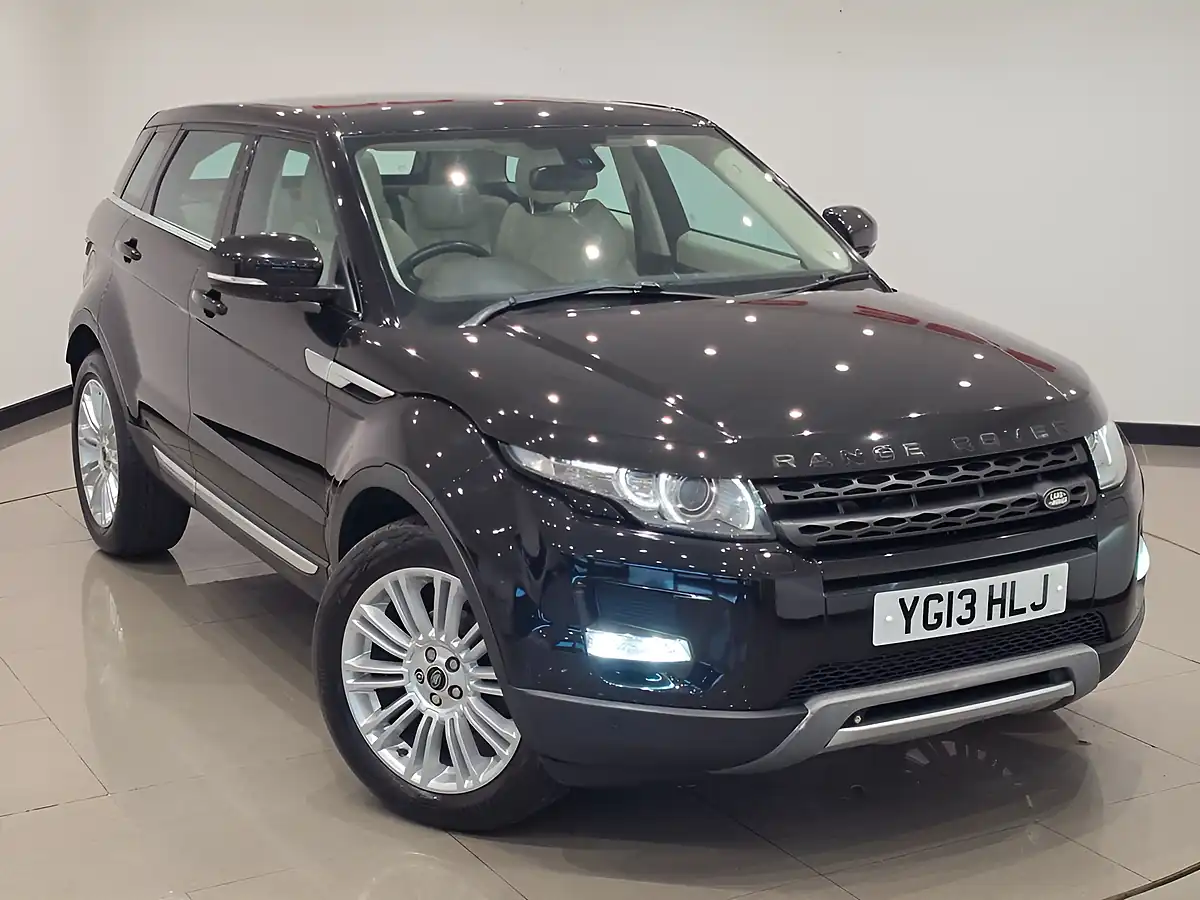 Used 2013 Land Rover Range Rover Evoque Prestige Black - Interior and Exterior details 20