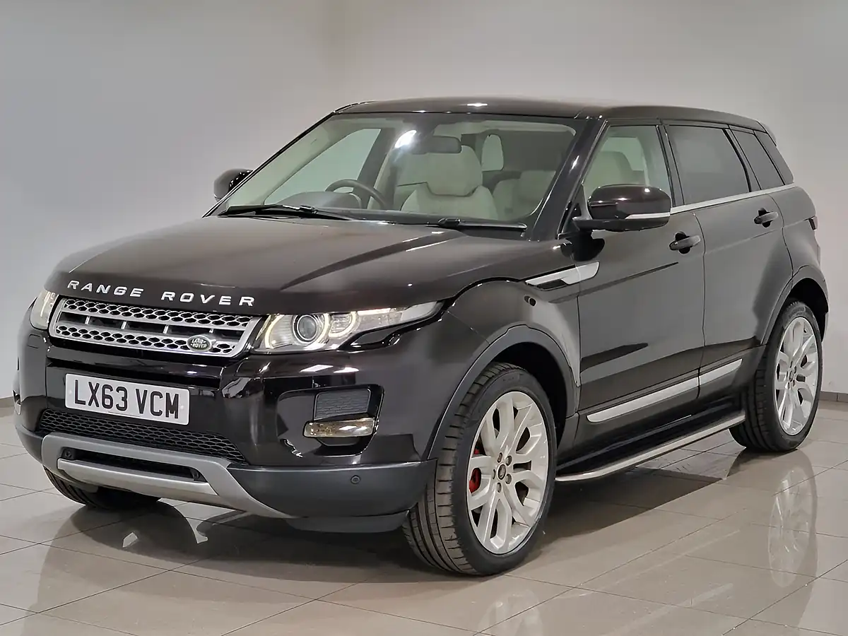 Used 2013 Land Rover Range Rover Evoque Prestige Black - Interior and Exterior details 3