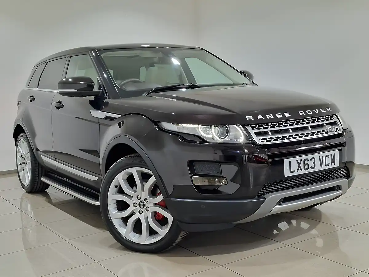 Used 2013 Land Rover Range Rover Evoque Prestige Black - Interior and Exterior details 7