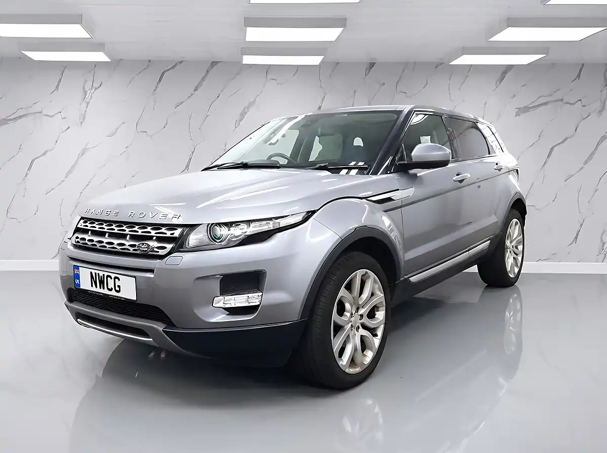 Used 2013 Land Rover Range Rover Evoque Prestige Grey - Interior and Exterior details 2