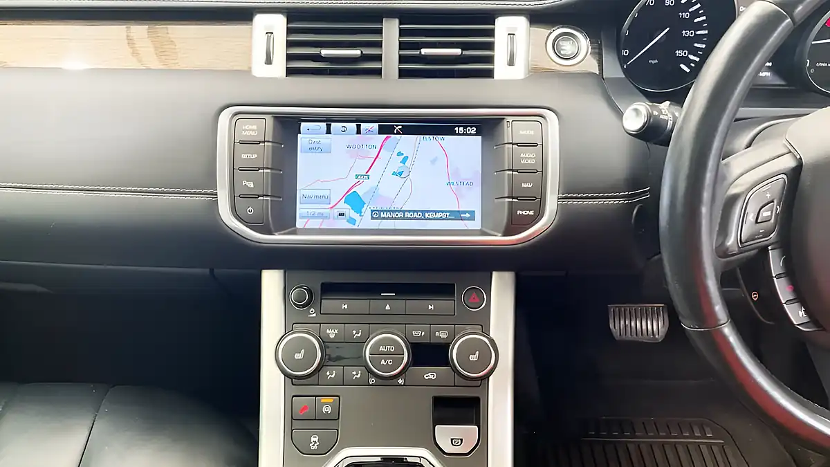 Used 2013 Land Rover Range Rover Evoque Prestige Grey - Interior and Exterior details 6