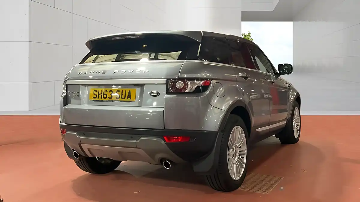 Used 2013 Land Rover Range Rover Evoque Prestige Grey - Interior and Exterior details 10