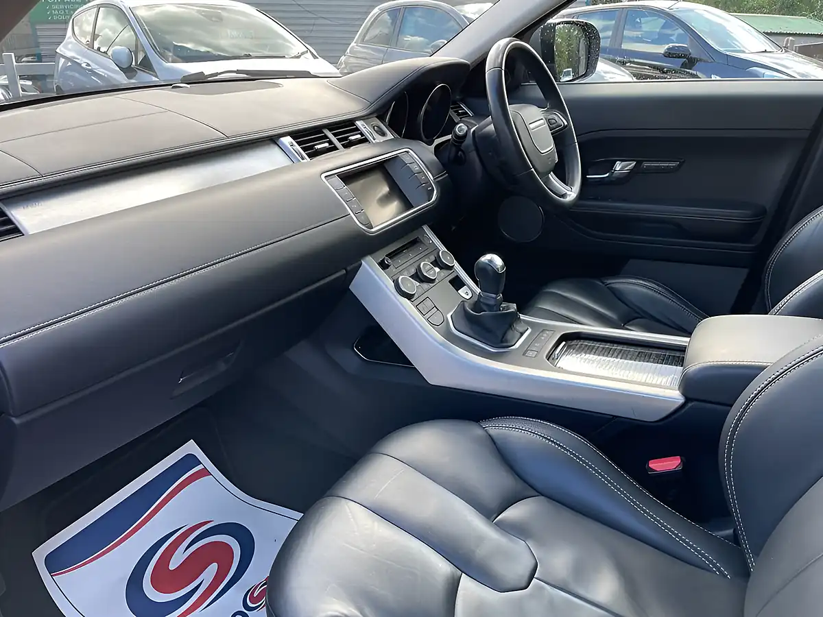 Used 2013 Land Rover Range Rover Evoque Prestige Grey - Interior and Exterior details 11