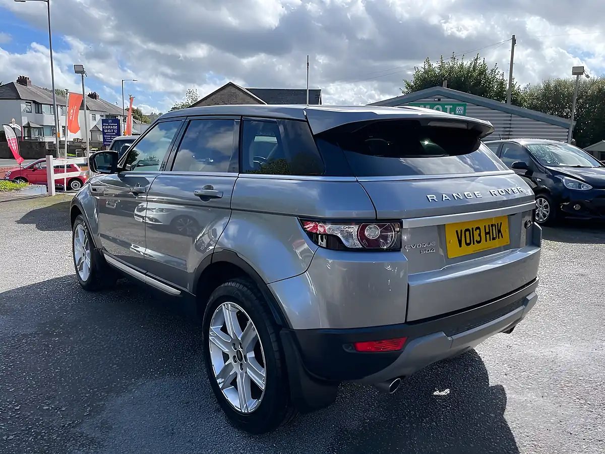 Used 2013 Land Rover Range Rover Evoque Prestige Grey - Interior and Exterior details 7