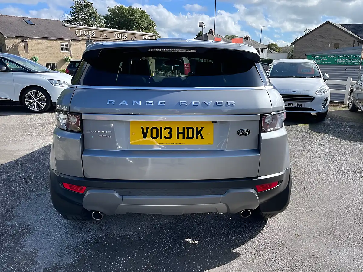 Used 2013 Land Rover Range Rover Evoque Prestige Grey - Interior and Exterior details 8