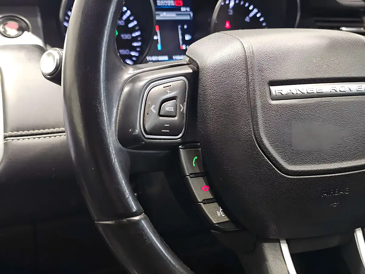 Used 2013 Land Rover Range Rover Evoque Prestige Orkney Grey - Interior and Exterior details 16