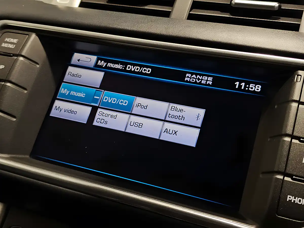Used 2013 Land Rover Range Rover Evoque Prestige Orkney Grey - Interior and Exterior details 19