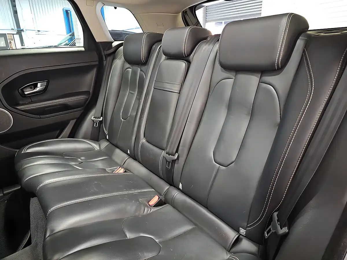 Used 2013 Land Rover Range Rover Evoque Prestige Orkney Grey - Interior and Exterior details 9