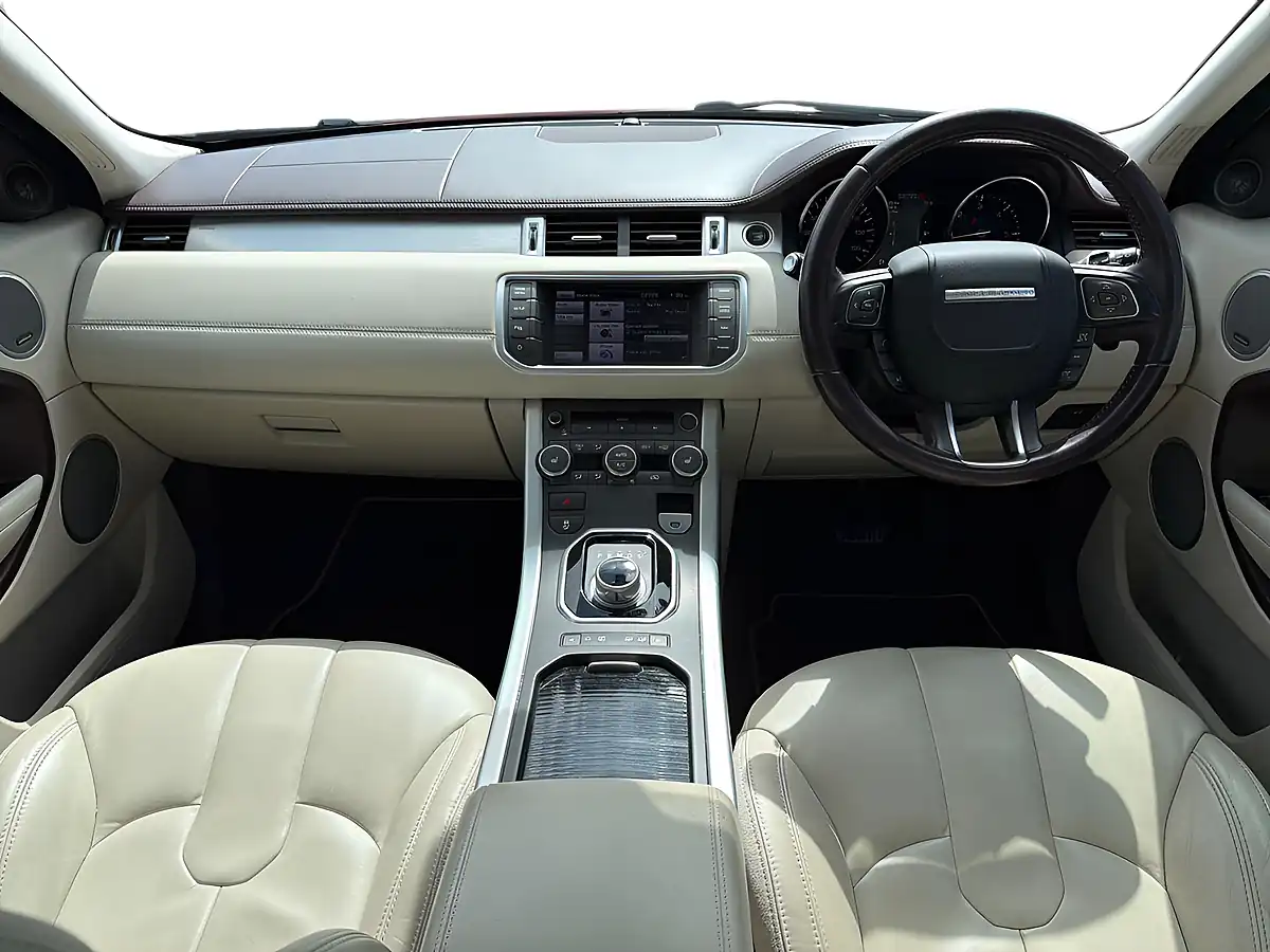 Used 2013 Land Rover Range Rover Evoque Prestige Red - Interior and Exterior details 10