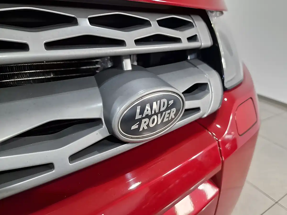 Used 2013 Land Rover Range Rover Evoque Pure Firenze Red - Interior and Exterior details 19