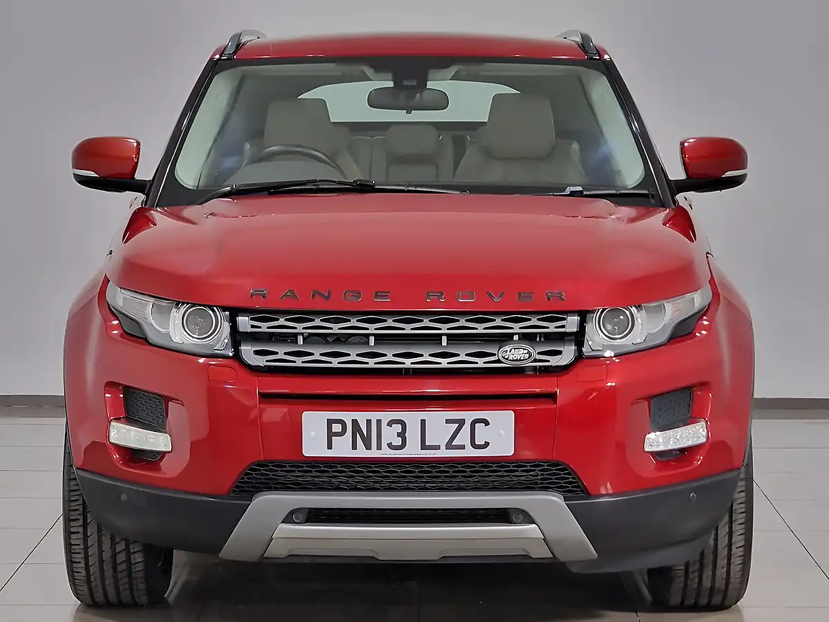 Used 2013 Land Rover Range Rover Evoque Pure Firenze Red - Interior and Exterior details 2