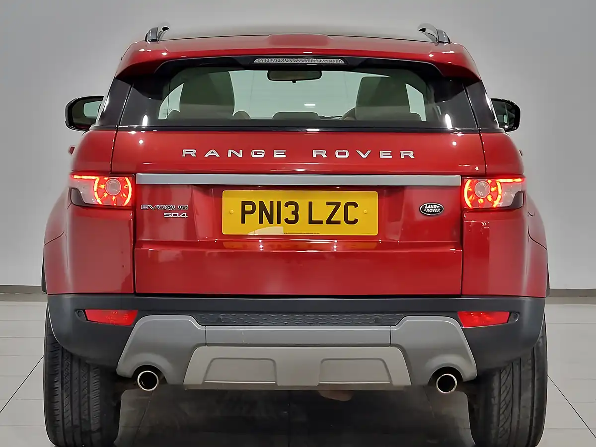 Used 2013 Land Rover Range Rover Evoque Pure Firenze Red - Interior and Exterior details 5