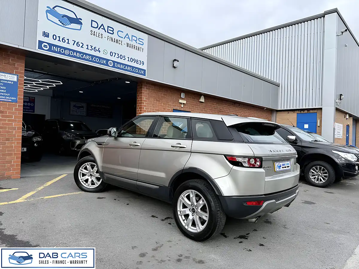 Used 2013 Land Rover Range Rover Evoque Pure Gold - Interior and Exterior details 5