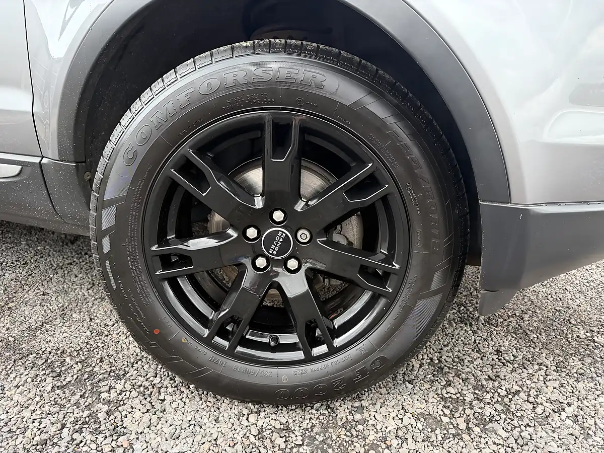 Used 2013 Land Rover Range Rover Evoque Pure Grey - Interior and Exterior details 3