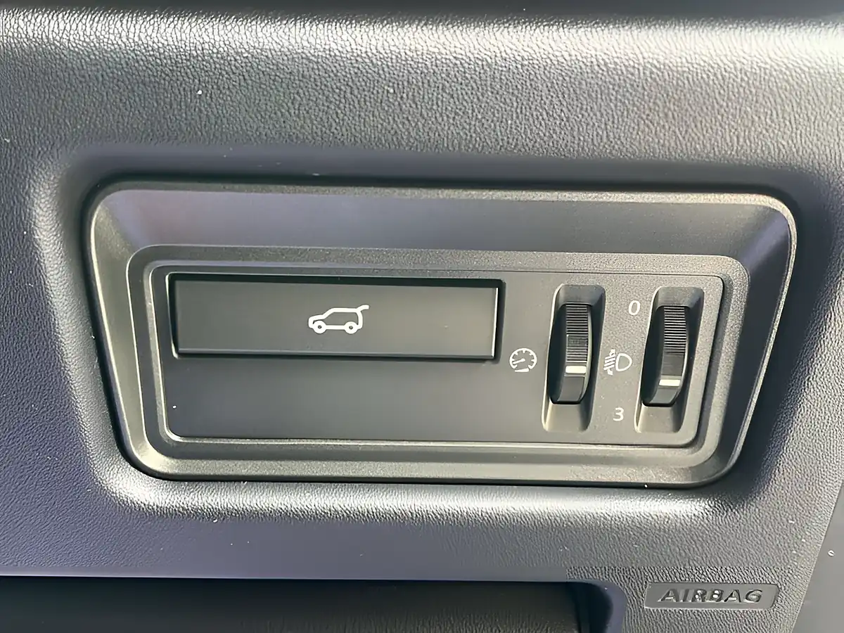 Used 2013 Land Rover Range Rover Evoque Pure Grey - Interior and Exterior details 12