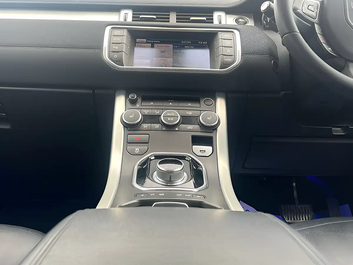 Used 2013 Land Rover Range Rover Evoque Pure Grey - Interior and Exterior details 13