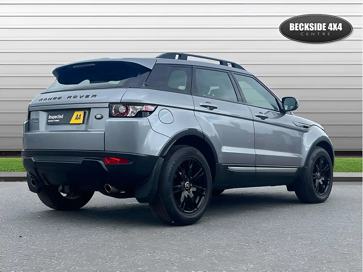 Used 2013 Land Rover Range Rover Evoque Pure Grey - Interior and Exterior details 4